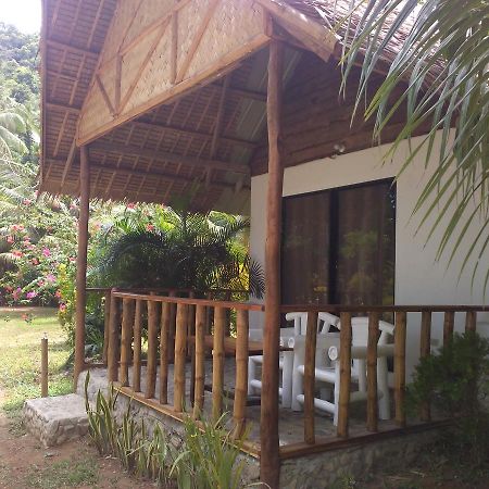 Garden Bay Beach Resort เอลนิโด ภายนอก รูปภาพ